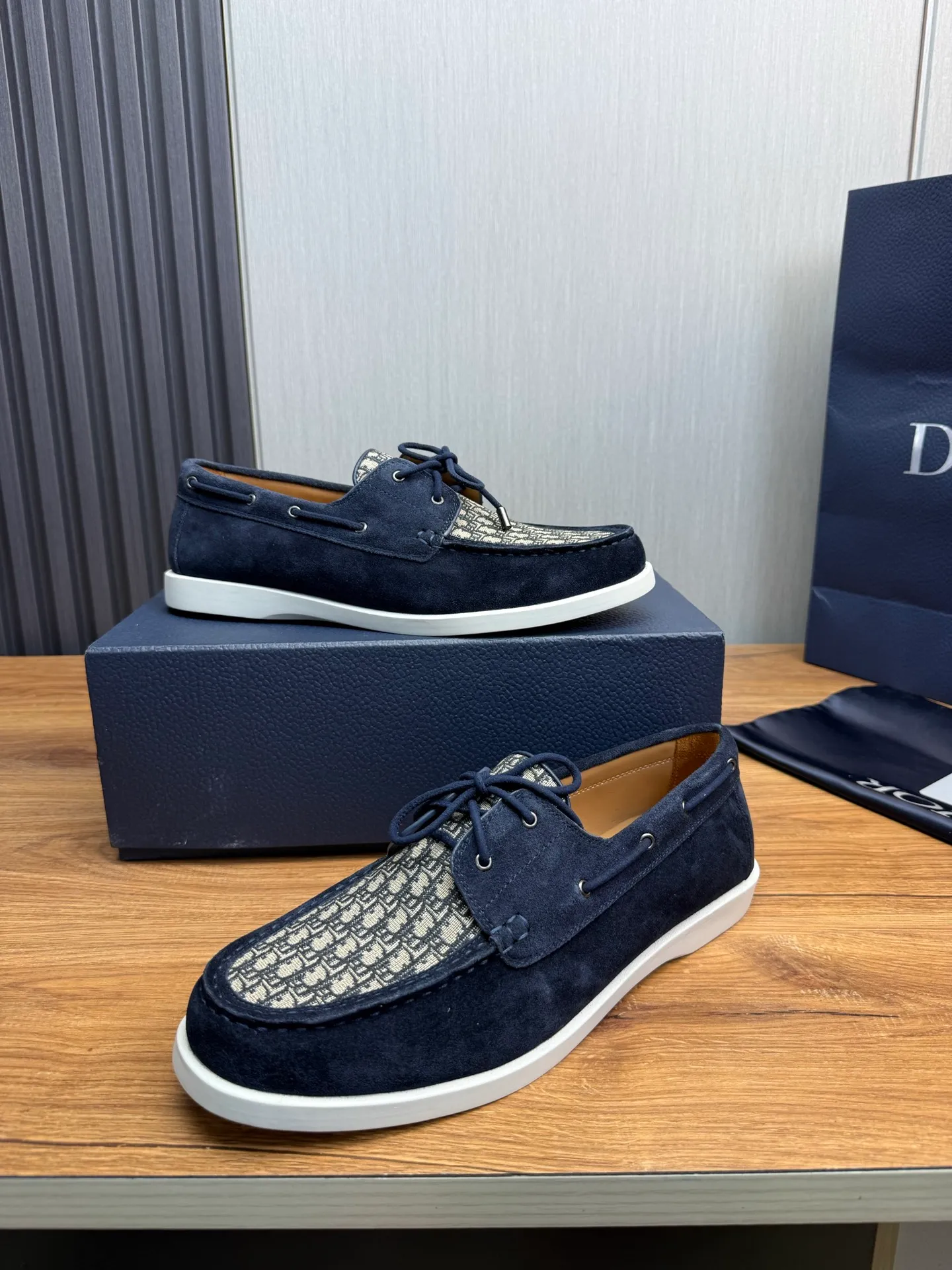 Men's shoes 💰560💰 [Dior Dior] Men's official website hot sale 🔥Imported frosted cowhide + cowhide lining. Original rubber wear-resistant outsole. High quality shipment ⬆️Code number 38-44, (45 customized)